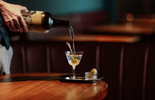 Bar Spirit Forward, detail